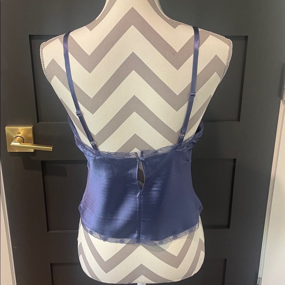 Victoria’s Secret Silk Lace Chemise in Periwinkle Blue Size M - Picture 3 of 6